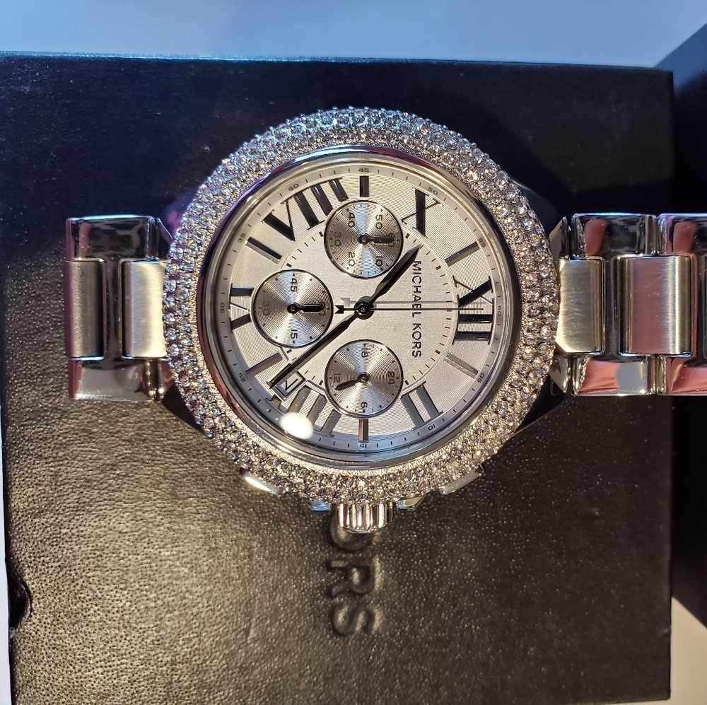 MK watch